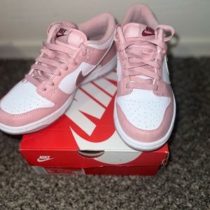 Nike Dunk Low Pink Velvet
